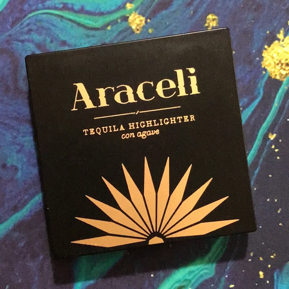 Araceli Beauty Tequila Highlighter in Blanco